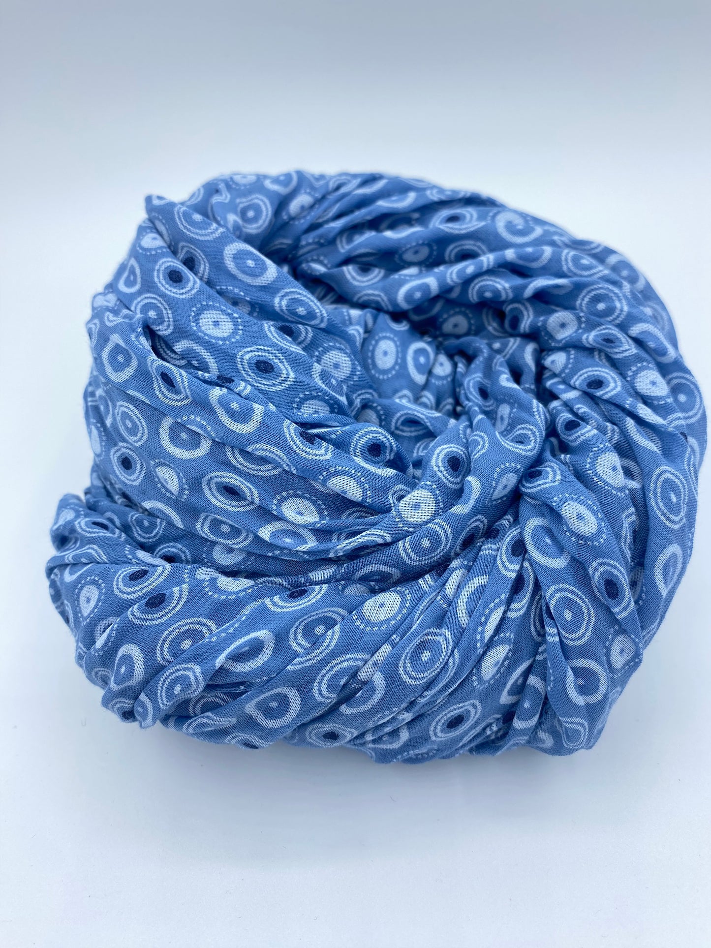 Scarf Blue Circles