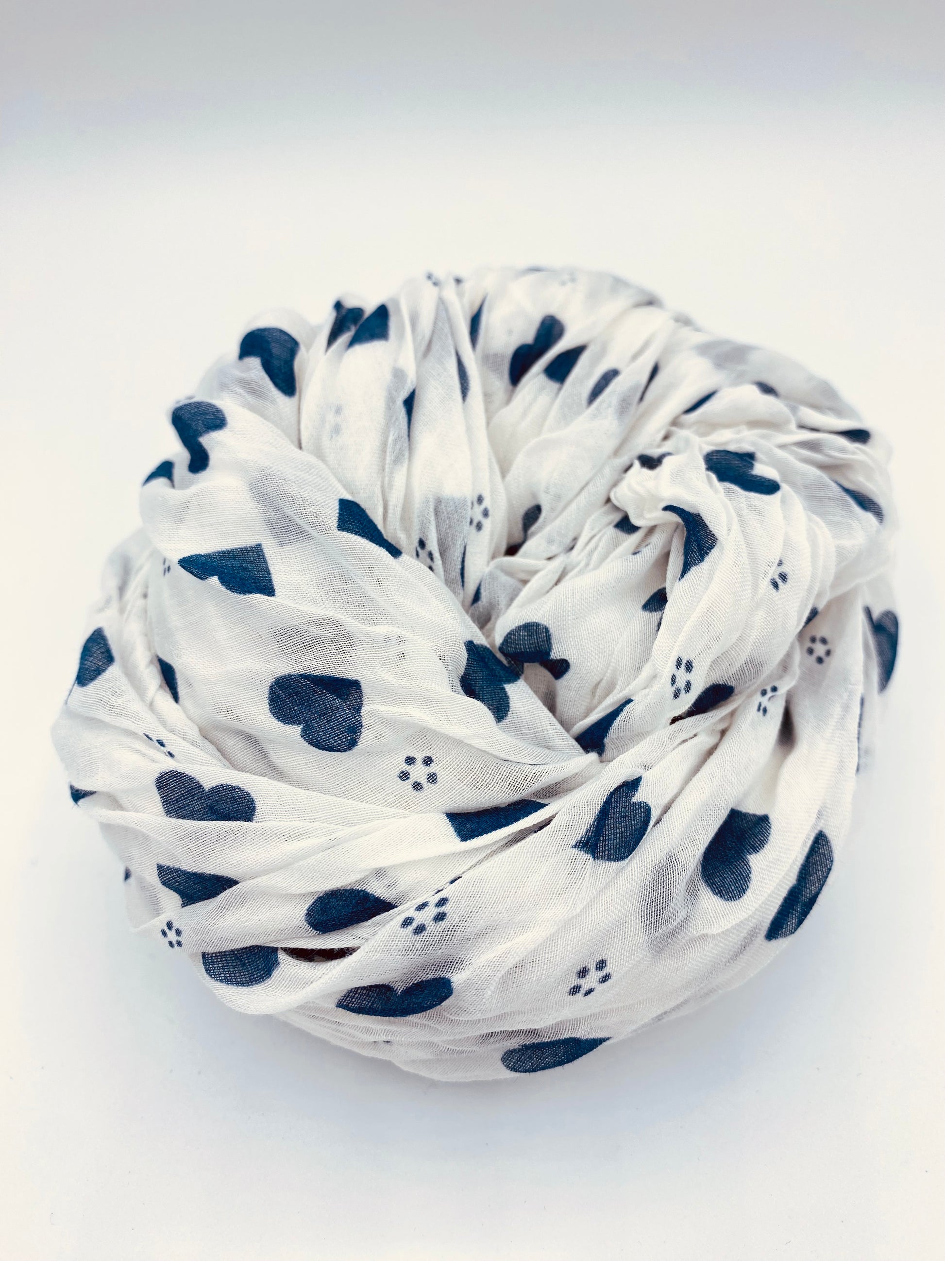Scarf White Hearts